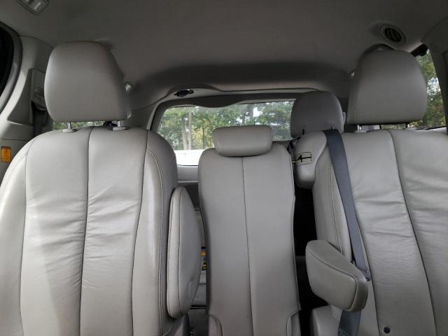 5TDYK3DC4BS171921 - 2011 TOYOTA SIENNA XLE BLACK photo 10