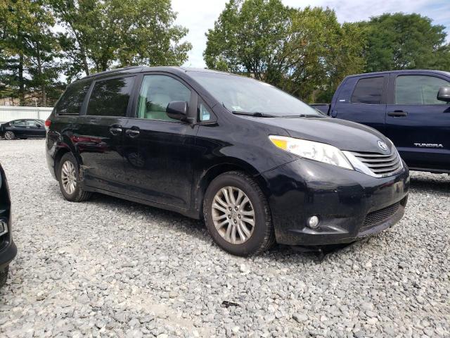 5TDYK3DC4BS171921 - 2011 TOYOTA SIENNA XLE BLACK photo 4