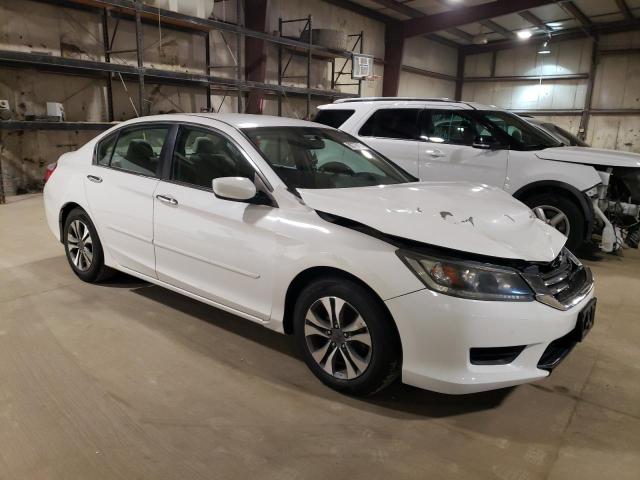 1HGCR2F35DA075066 - 2013 HONDA ACCORD LX WHITE photo 4