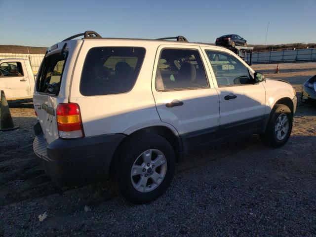 1FMCU93177KB77438 - 2007 FORD ESCAPE XLT WHITE photo 3