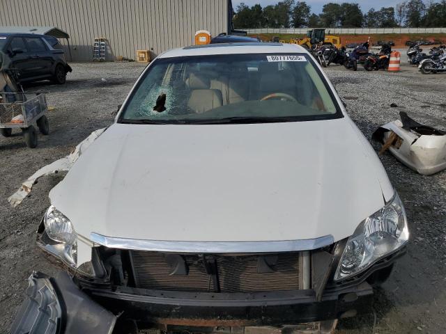4T1BK36B47U181308 - 2007 TOYOTA AVALON XL WHITE photo 5