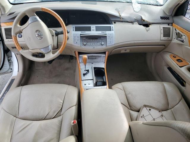 4T1BK36B47U181308 - 2007 TOYOTA AVALON XL WHITE photo 8