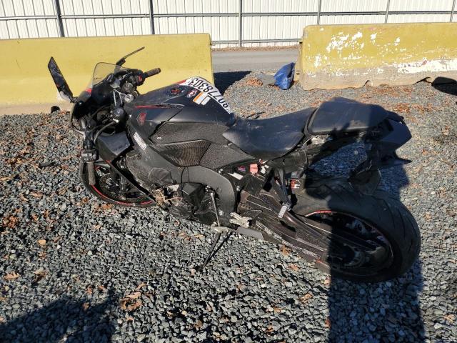 JH2SC7751HK000462 - 2017 HONDA CBR1000 RA BLACK photo 3