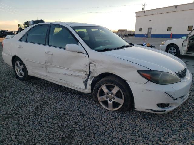 4T1BE32K13U227460 - 2003 TOYOTA CAMRY LE WHITE photo 4