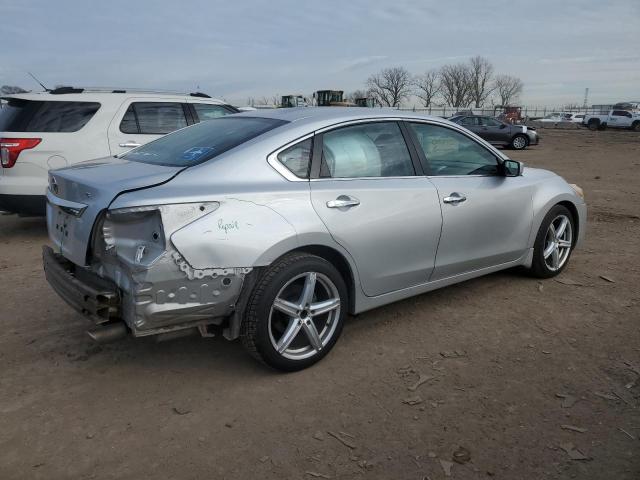 1N4AL3AP7FN327800 - 2015 NISSAN ALTIMA 2.5 SILVER photo 3