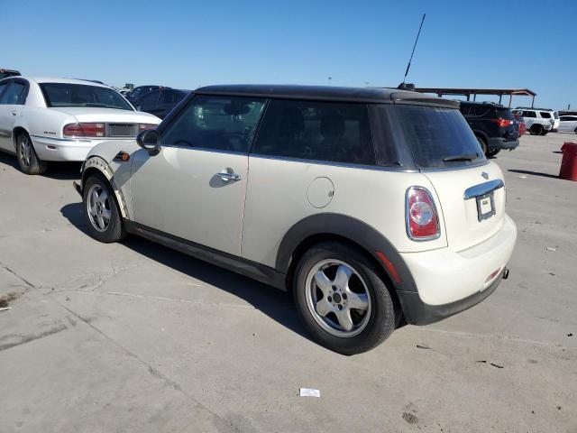 WMWSU3C55BT182511 - 2011 MINI COOPER CREAM photo 2