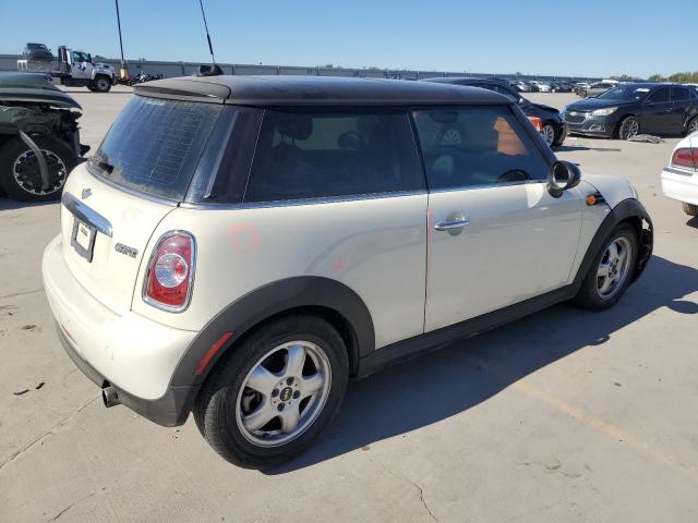 WMWSU3C55BT182511 - 2011 MINI COOPER CREAM photo 3