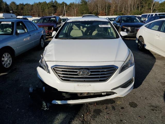 5NPE24AF9FH248396 - 2015 HYUNDAI SONATA SE WHITE photo 5