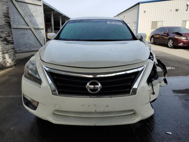 1N4AL3AP5FN310090 - 2015 NISSAN ALTIMA 2.5 WHITE photo 5