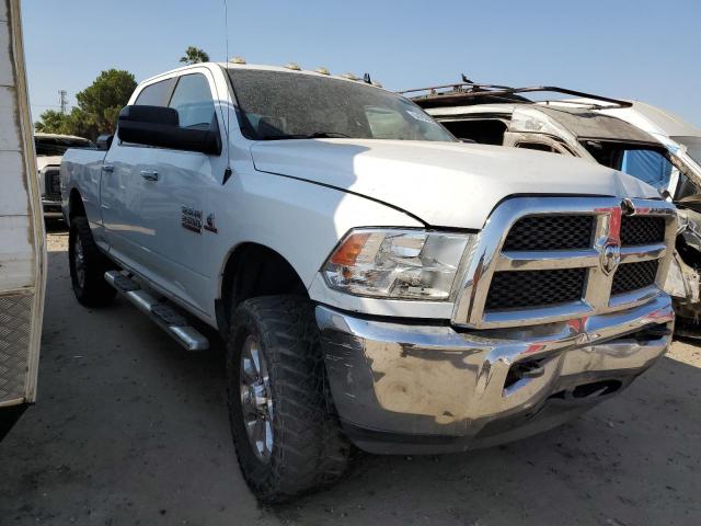 3C6UR5DL5HG704105 - 2017 RAM 2500 SLT Beyaz fotoğraf 4