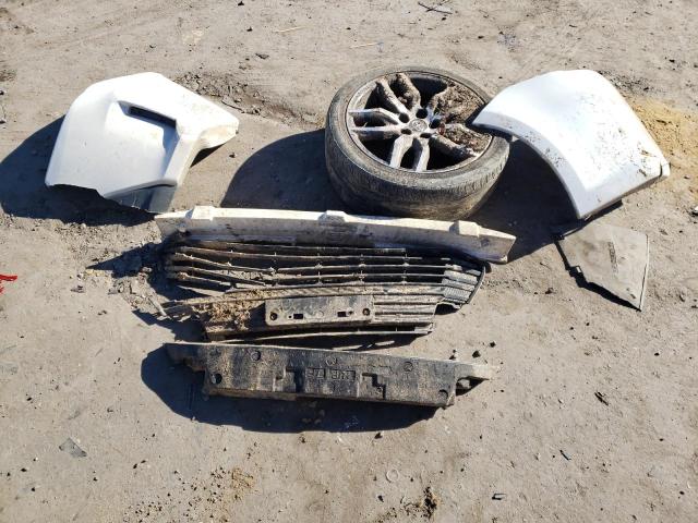 JTKJF5C71F3096360 - 2015 TOYOTA SCION TC 白色 照片 12