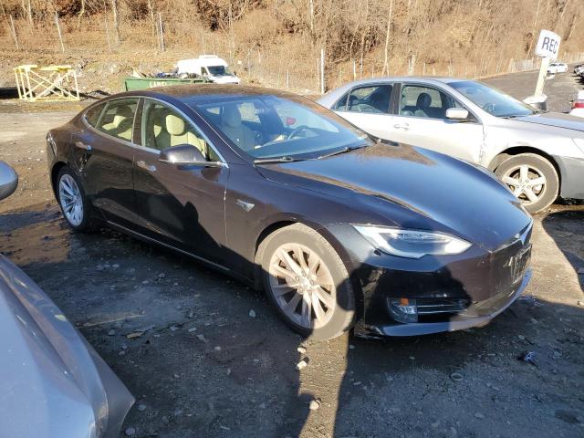 5YJSA1E26HF181091 - 2017 TESLA MODEL S შავი ფოტო 4