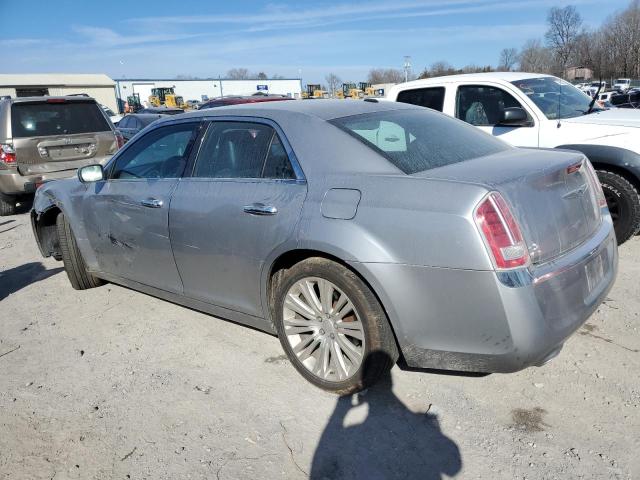 2C3CCAEG1EH138444 - 2014 CHRYSLER 300C SILVER photo 2