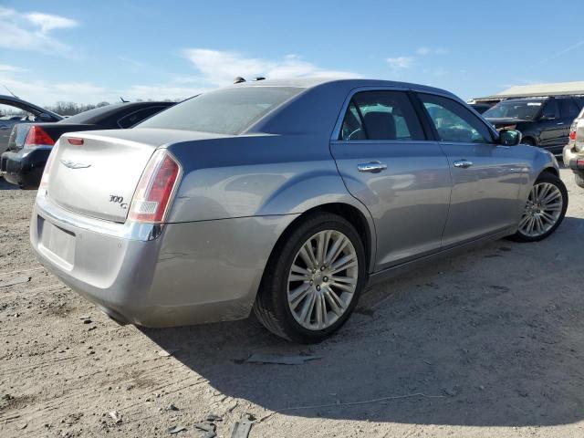 2C3CCAEG1EH138444 - 2014 CHRYSLER 300C SILVER photo 3