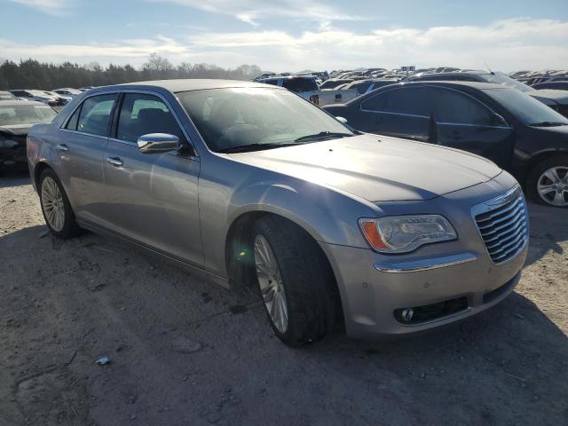 2C3CCAEG1EH138444 - 2014 CHRYSLER 300C SILVER photo 4