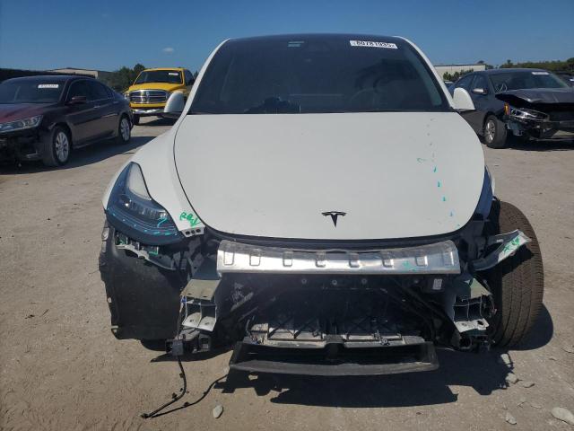 7SAYGDEE5NF437823 - 2022 TESLA MODEL Y 白色 照片 5