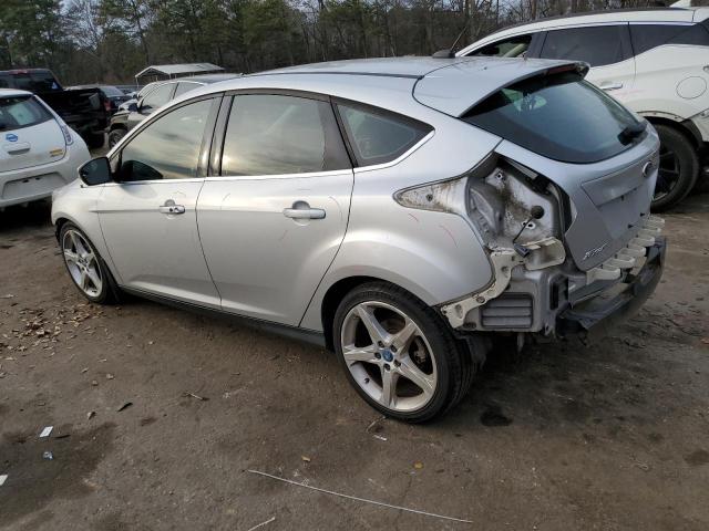 1FAHP3N21CL341412 - 2012 FORD FOCUS TITANIUM SILVER photo 2