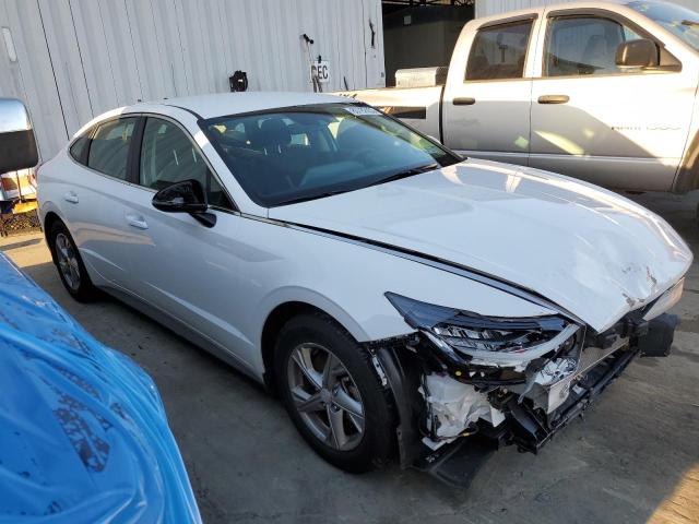 KMHL24JA7PA249949 - 2023 HYUNDAI SONATA SE WHITE photo 4