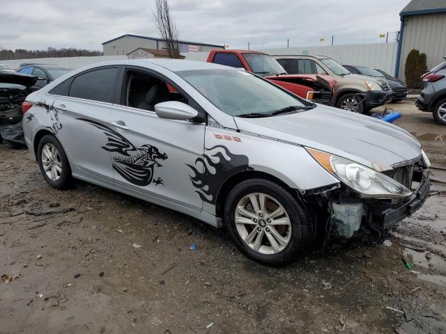 5NPEB4AC0BH132522 - 2011 HYUNDAI SONATA GLS SILVER photo 4