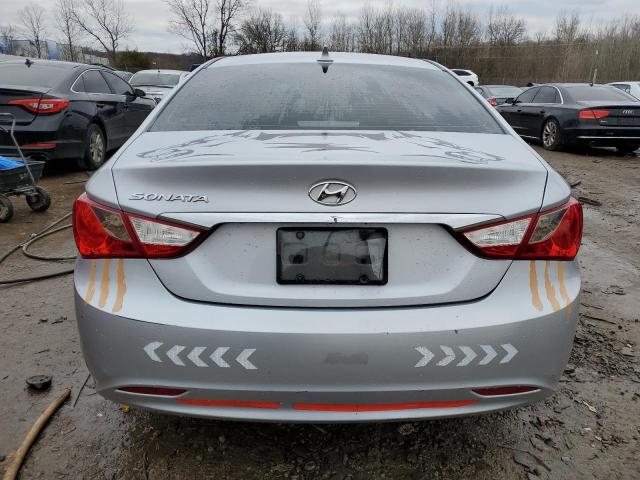 5NPEB4AC0BH132522 - 2011 HYUNDAI SONATA GLS SILVER photo 6