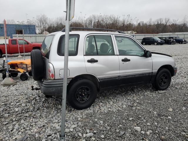 2CNBJ13C3Y6917479 - 2000 CHEVROLET TRACKER SILVER photo 3