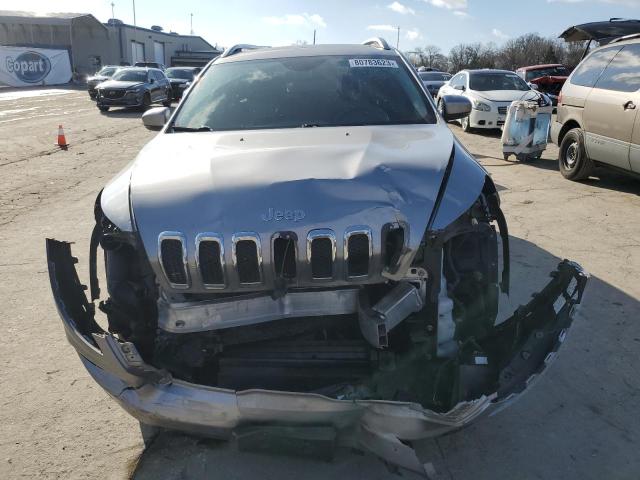 1C4PJMCS3GW105008 - 2016 JEEP CHEROKEE LATITUDE SILVER photo 5