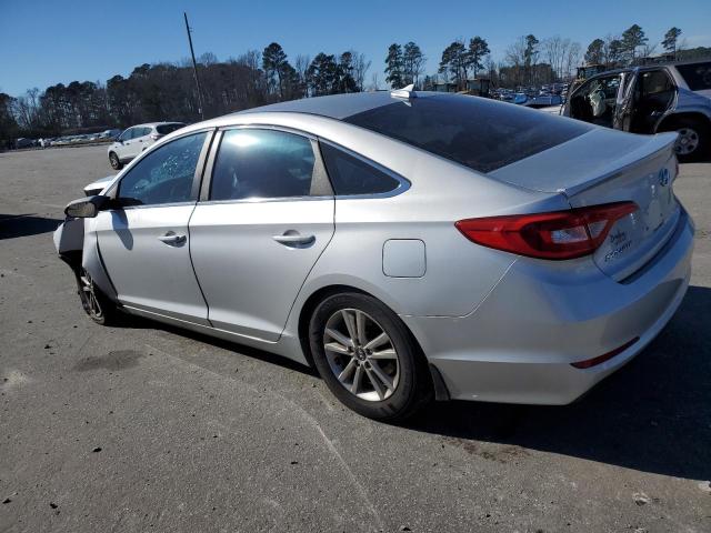 5NPE24AF1HH500001 - 2017 HYUNDAI SONATA SE SILVER photo 2