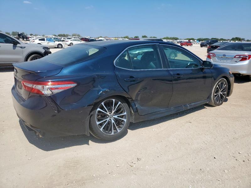 4T1B11HK1JU646672 - 2018 TOYOTA CAMRY L BLUE photo 3