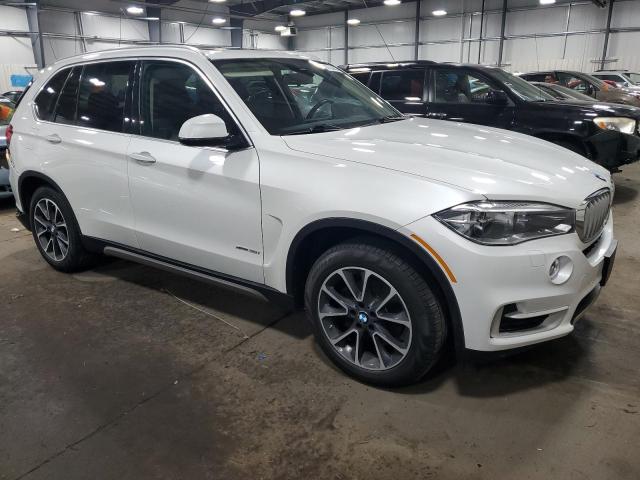 5UXKR0C53F0P16761 - 2015 BMW X5 XDRIVE35I WHITE photo 4