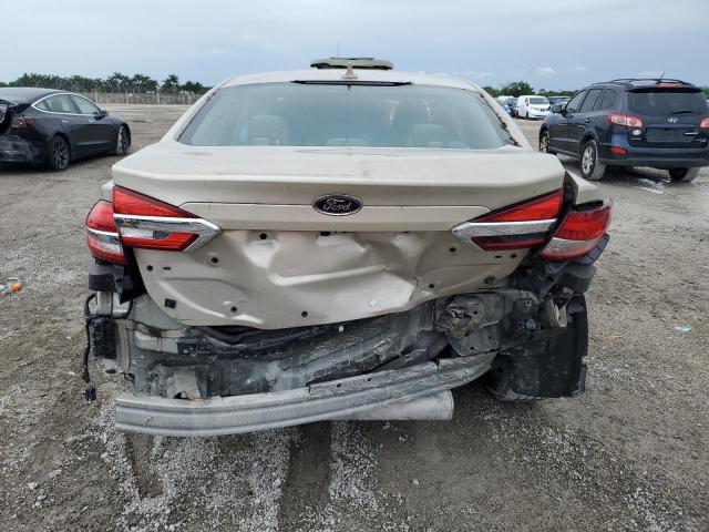 3FA6P0HDXKR203676 - 2019 FORD FUSION SE BEIGE photo 6