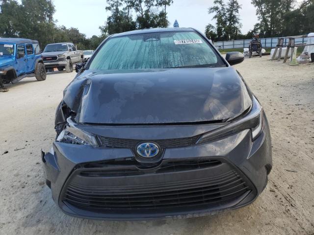 JTDBCMFE1S3080257 - 2025 TOYOTA COROLLA LE CHARCOAL photo 5