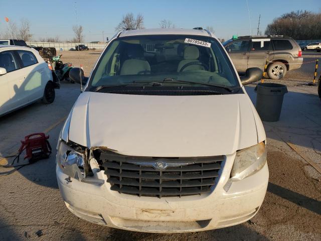 1A4GJ45R57B155260 - 2007 CHRYSLER TOWN & COU LX WHITE photo 5