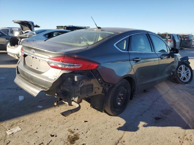 3FA6P0HD2JR258038 - 2018 FORD FUSION SE GRAY photo 3