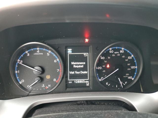 JTMZFREV5JJ160501 - 2018 TOYOTA RAV4 LE Plata foto 9