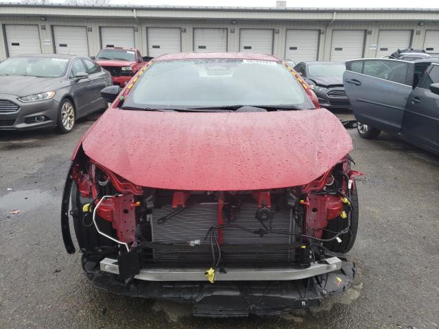 JTDADABU6P3001158 - 2023 TOYOTA PRIUS LE RED photo 5