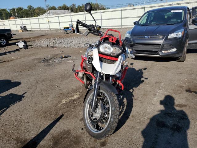 WB1046004CZX53180 - 2012 BMW R1200 GS WHITE photo 2