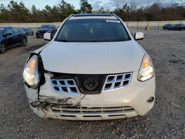 JN8AS5MT9DW004474 - 2013 NISSAN ROGUE S WHITE photo 5