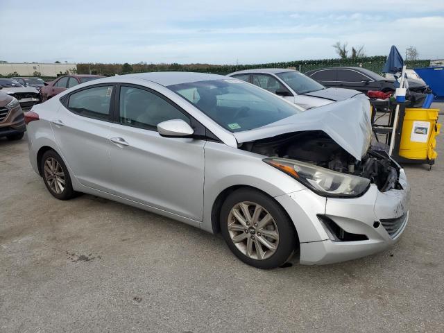 KMHDH4AE4FU264198 - 2015 HYUNDAI ELANTRA SE SILVER photo 4