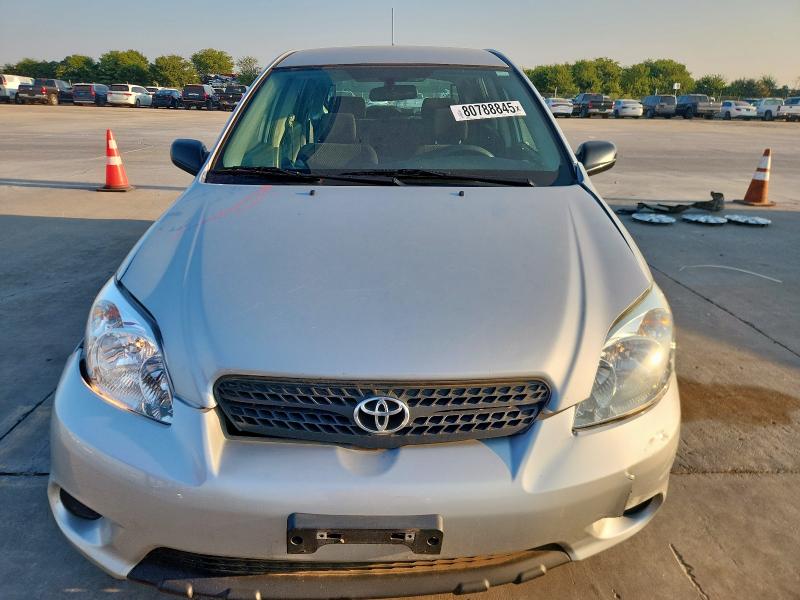 2T1KR32E95C363483 - 2005 TOYOTA MATRIX XR Сріблястий фото 5
