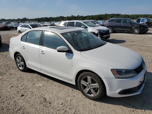 3VWLL7AJ6CM425211 - 2012 VOLKSWAGEN JETTA TDI თეთრი ფოტო 4