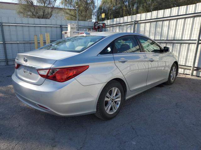 5NPEB4ACXBH029494 - 2011 HYUNDAI SONATA GLS SILVER photo 3