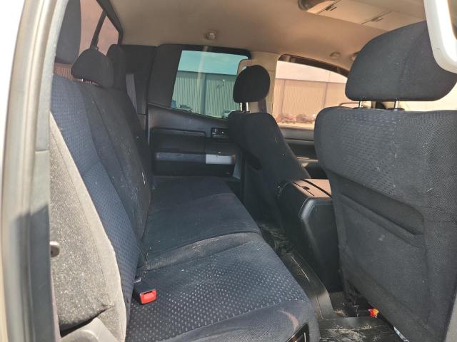 5TBRT54197S456660 - 2007 TOYOTA TUNDRA DOUBLE CAB SR5 GOLD photo 10