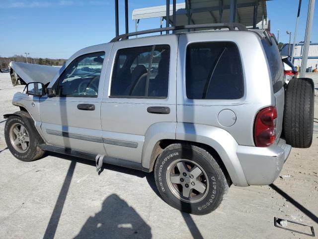 1J4GL38K35W643938 - 2005 JEEP LIBERTY RENEGADE SILVER photo 2