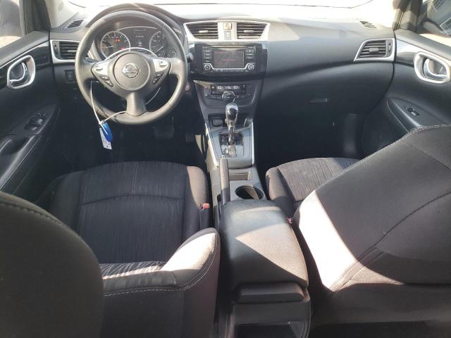 3N1AB7AP0JL618977 - 2018 NISSAN SENTRA S 银色 照片 8