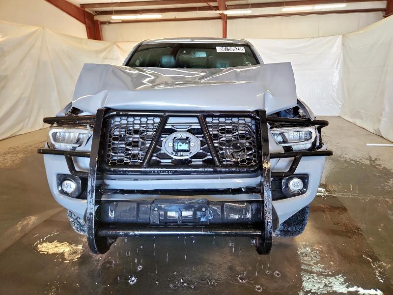 5TFCZ5AN2MX251688 - 2021 TOYOTA TACOMA DOUBLE CAB GRAY photo 5