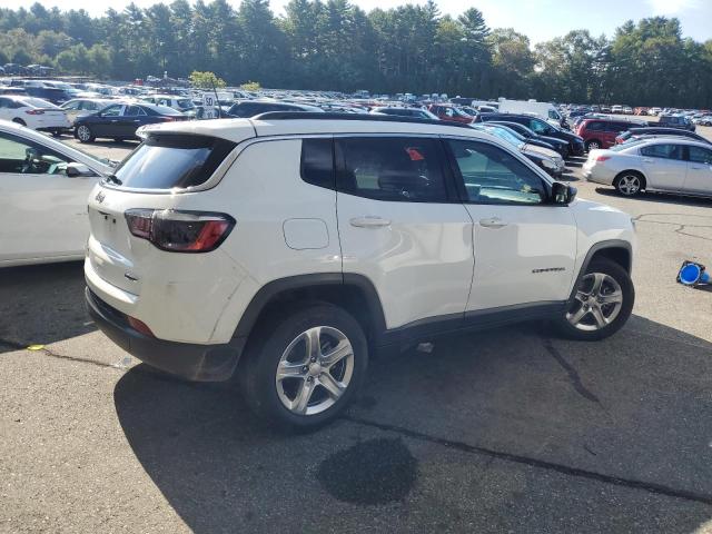 3C4NJDBN3PT553046 - 2023 JEEP COMPASS LATITUDE WHITE photo 3