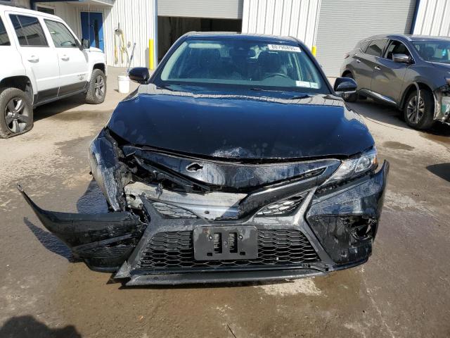 4T1T11BK7PU092012 - 2023 TOYOTA CAMRY SE NIGHT SHADE BLACK photo 5