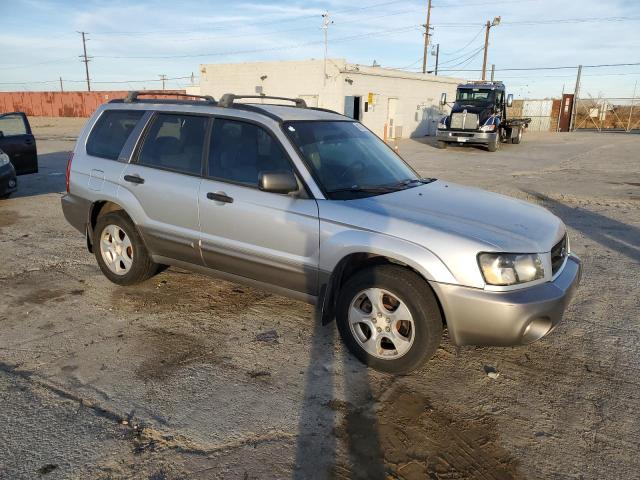 JF1SG65613H723064 - 2003 SUBARU FORESTER 2.5XS SILVER photo 4