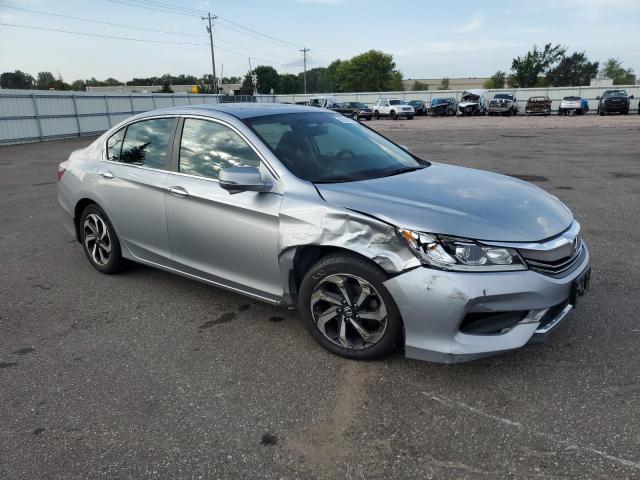 1HGCR2F79HA045898 - 2017 HONDA ACCORD EX GRAY photo 4