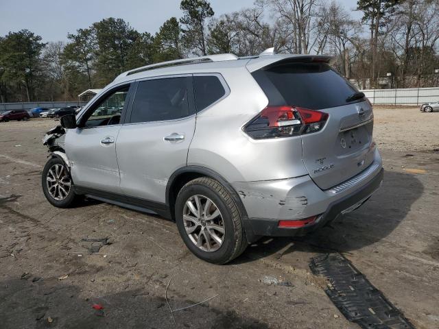 JN8AT2MTXJW491420 - 2018 NISSAN ROGUE S SILVER photo 2